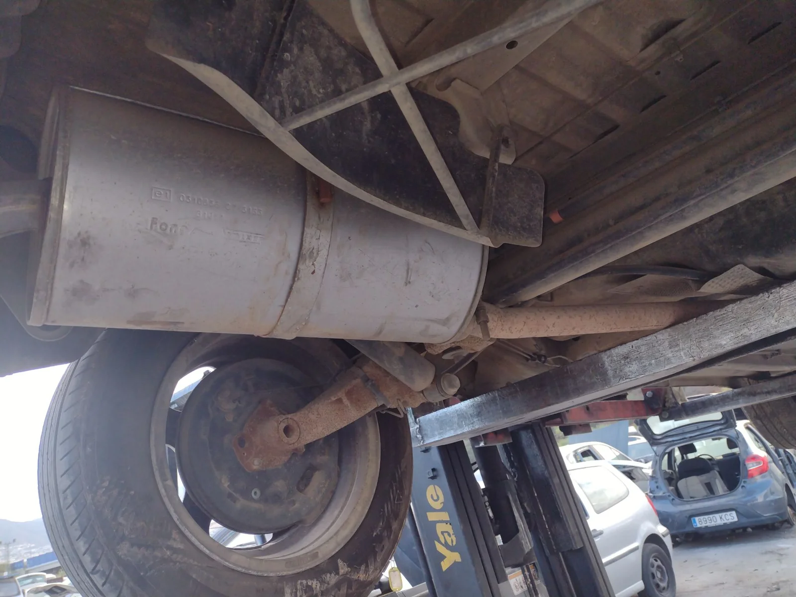 Foto de TUBO ESCAPE TRASERO PEUGEOT PARTNER (S2) 1.9 Diesel (69 CV / 51 KW)