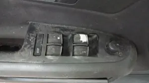 Foto de MANDO ELEVALUNAS DELANTERO IZQUIERDO AUDI A4 BERLINA (8E) 1.9 TDI (131 CV / 96 KW) referencia 8Z0959851