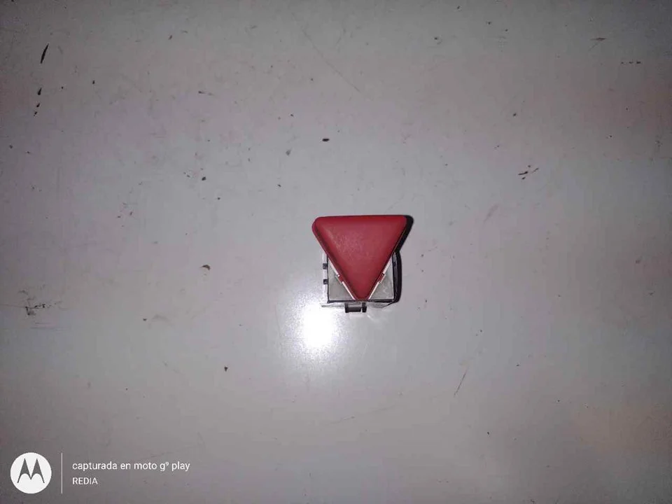 Foto de WARNING VOLKSWAGEN GOLF V (1K1)(10.2003) 1.6 16V FSI (116 CV / 85 KW) referencia 1K0953509A