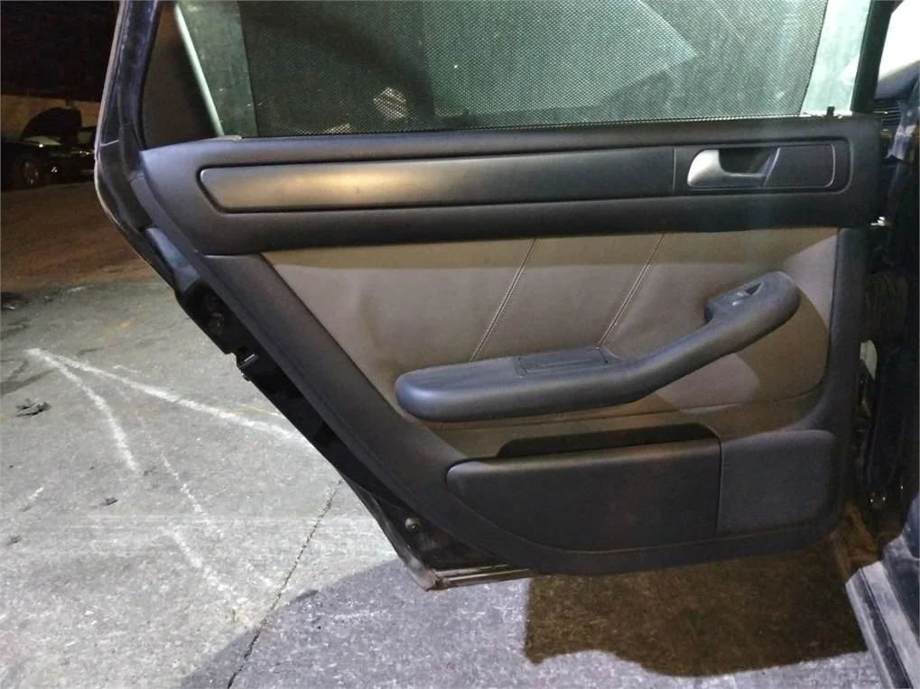 Foto de GUARNECIDO PUERTA TRASERA IZQUIERDA AUDI ALLROAD QUATTRO QUATTRO (4B5)