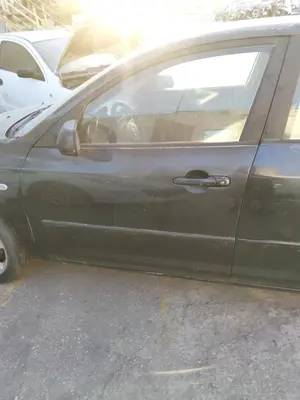 Foto de PUERTA DELANTERA IZQUIERDA MAZDA 3 BERLINA (BK) 1.6 16V CAT (105 CV / 77 KW) referencia BPYK-59-02XJ