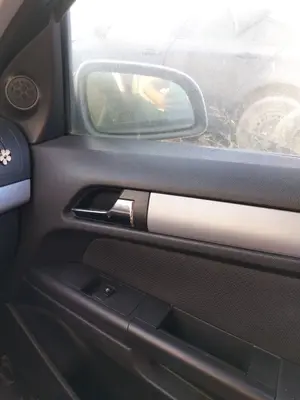 Foto de MANETA INTERIOR DELANTERA DERECHA OPEL ASTRA H BERLINA