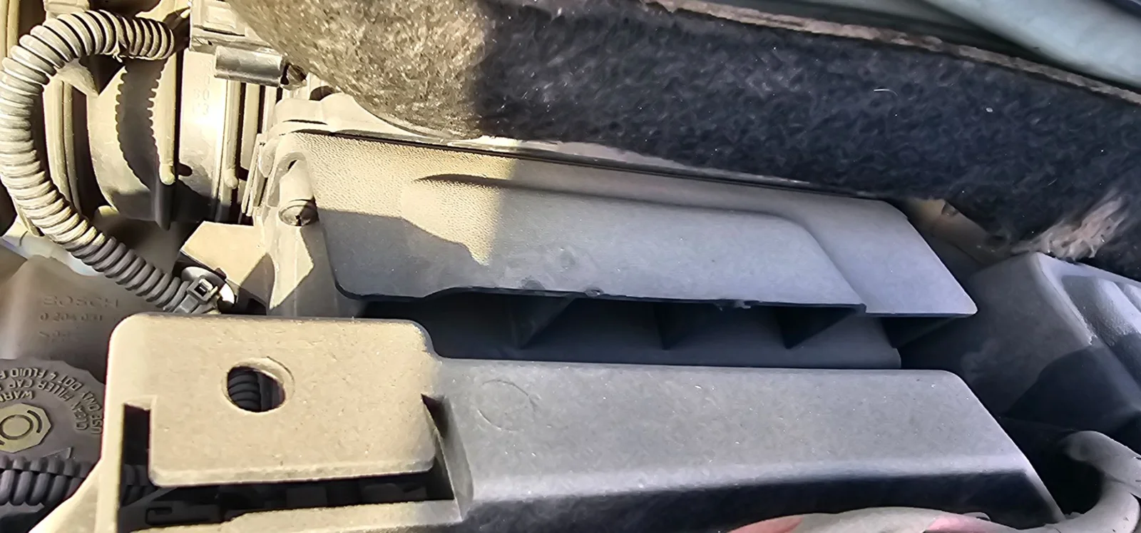 Foto de CAJA FILTRO AIRE RENAULT KANGOO II (F/KW0) 1.5 dCi Diesel FAP (90 CV / 66 KW) referencia 8200788196