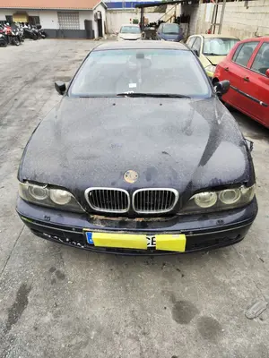 Foto de CAPO BMW SERIE 5 BERLINA (E39) 3.0 24V Turbodiesel CAT (193 CV / 142 KW) foto 3