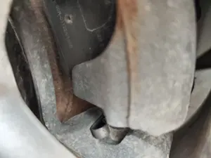 Foto de PINZA DE FRENO DELANTERA DERECHA JAGUAR X-TYPE 2.1 V6 24V CAT (156 CV / 115 KW)