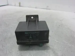 Foto de CAJA PRECALENTAMIENTO CITROEN C5 BERLINA 2.0 HDi (109 CV / 80 KW) referencia 9639912580 foto 4