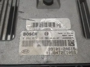 Foto de CENTRALITA MOTOR UCE KIA RIO (JB) 1.5 CRDi (110 CV / 81 KW) referencia 391012A615 foto 3
