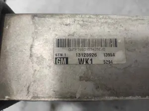 Foto de INTERCOOLER OPEL ASTRA H BERLINA 1.7 16V CDTI (101 CV / 74 KW) referencia 13128926 foto 2