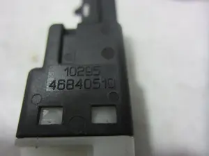 Foto de INTERRUPTOR FIAT 500 (150) BERLINA 1.2 CAT (69 CV / 51 KW) referencia 46840510 foto 4