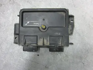Foto de CENTRALITA MOTOR UCE PEUGEOT PARTNER (S2) 1.9 Diesel (69 CV / 51 KW) referencia 80964C