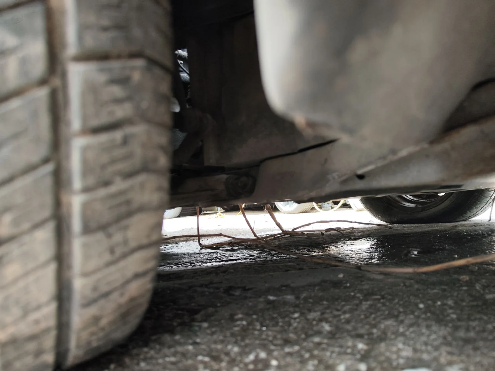 Foto de BRAZO SUSPENSION DELANTERO DERECHO KIA CERATO (LD) 1.5 CRDi (102 CV / 75 KW) referencia 545012DXXX