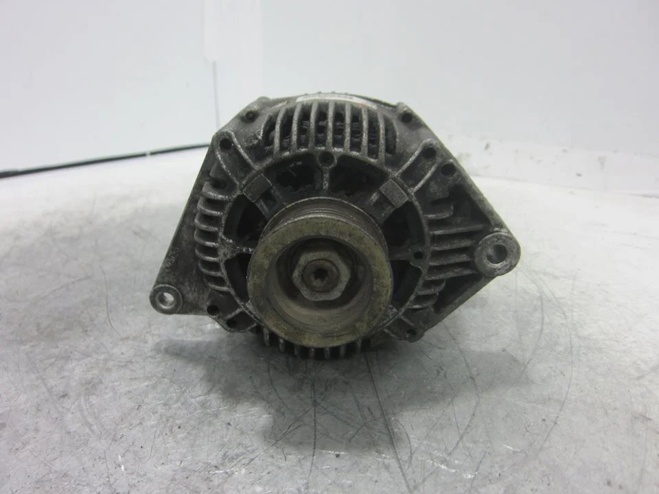 Foto de ALTERNADOR RENAULT KANGOO I (F/KC0) 1.5 dCi Diesel (65 CV / 48 KW) referencia A13VI195