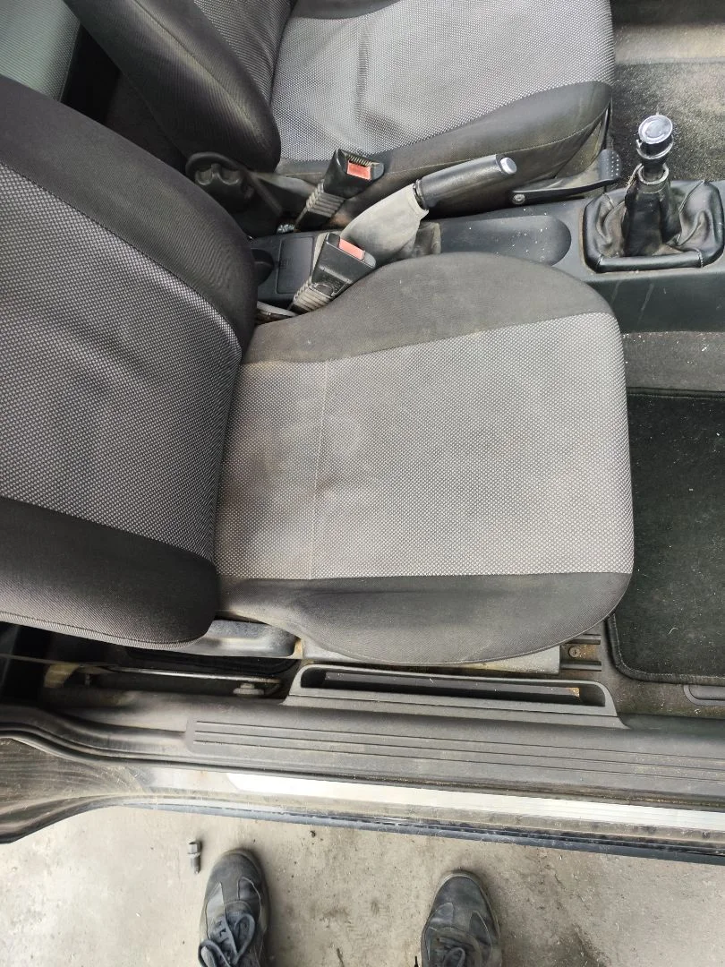 Foto de ASIENTO DELANTERO DERECHO OPEL CORSA C 1.2 16V CAT (Z 12 XEP / LB4) (80 CV / 59 KW)