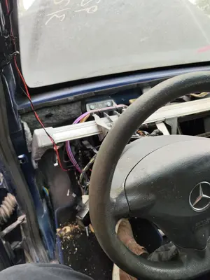 Foto de VOLANTE MERCEDES-BENZ CLASE A (BM 168) 1.4 CAT (82 CV / 60 KW) referencia A1684600503 7D98 foto 2