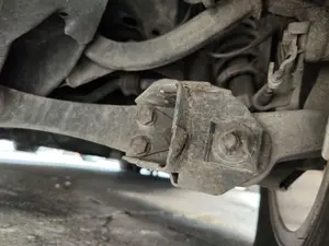 Foto de BARRA ESTABILIZADORA TRASERA ALFA ROMEO 159 (140) 1.9 JTD (M) 16V CAT (150 CV / 110 KW) referencia 51795519