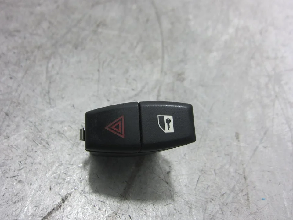 Foto de WARNING BMW SERIE 5 BERLINA (E60) 3.0 Turbodiesel CAT (231 CV / 170 KW) referencia 6131691950604