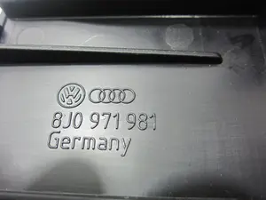 Foto de MOLDURA PORSCHE MACAN (95BA) referencia 8J0971981 foto 2