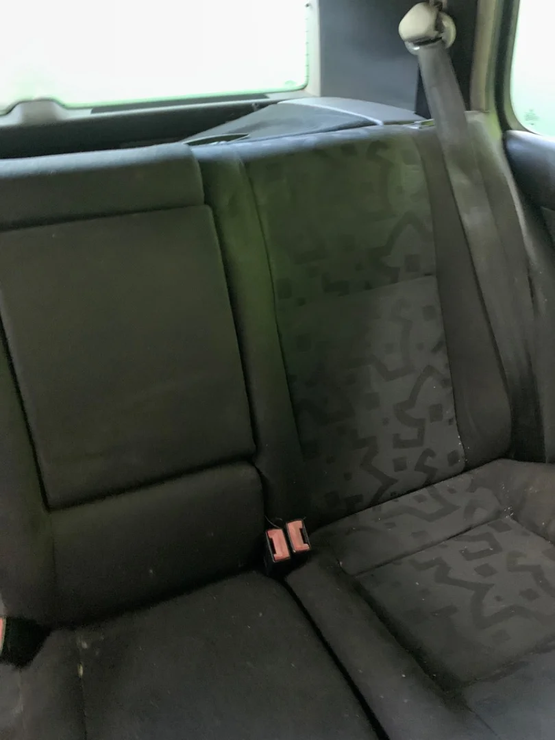 Foto de ASIENTOS TRASERO IZQUIERDO VOLKSWAGEN GOLF IV BERLINA (1J1)(10.1997) 1.6 16V (105 CV / 77 KW) referencia 1J0885805CQFKZ