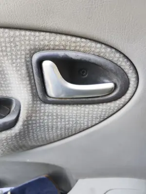 Foto de MANETA INTERIOR DELANTERA IZQUIERDA RENAULT MEGANE I FASE 2 COUPE (DA...) 1.4 CAT (95 CV / 70 KW) referencia 7700353282 foto 5