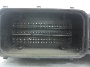 Foto de CENTRALITA MOTOR UCE KIA CEED (JD) 1.4 CRDi CAT (90 CV / 66 KW) referencia 391402A800 foto 3