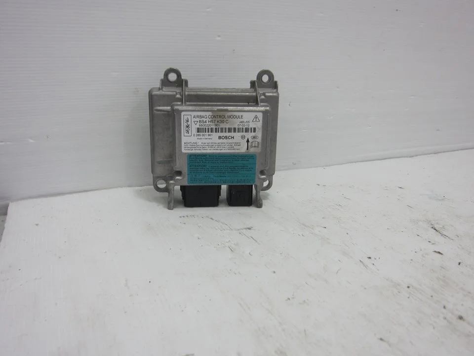 Foto de CENTRALITA AIRBAG MAZDA 3 BERLINA (BK) 2.0 Diesel CAT (143 CV / 105 KW) referencia BS4H57K30C