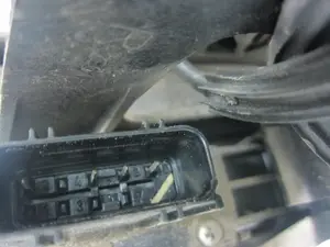 Foto de CERRADURA PUERTA TRASERA DERECHA FORD FIESTA (CBK) 1.4 TDCi CAT (68 CV / 50 KW) referencia 2S6AA26412BJ foto 5