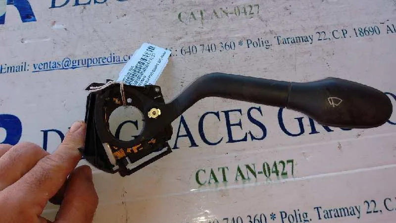 Foto de MANDO LIMPIA VOLKSWAGEN POLO III CLASSIC (6V2) referencia 6K5953503