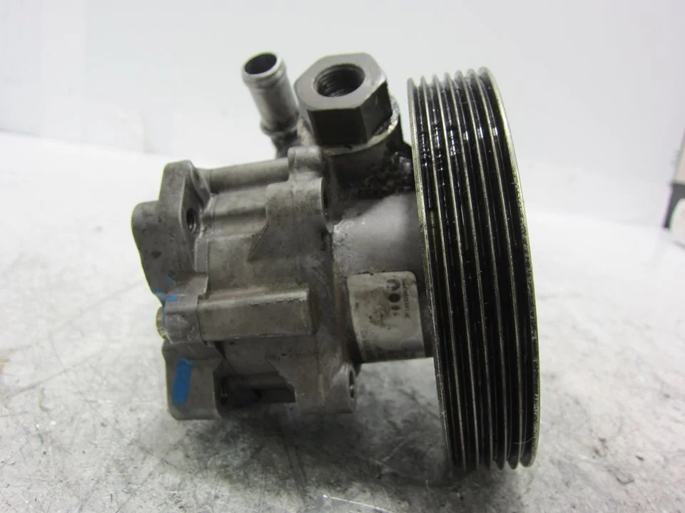 Foto de BOMBA DIRECCION CITROEN C8 2.0 HDi FAP CAT (107 CV / 79 KW) referencia 9632082380