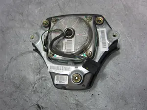 Foto de AIRBAG DELANTERO IZQUIERDO BMW SERIE 3 BERLINA (E46) 2.0 16V Diesel CAT (136 CV / 100 KW) referencia 33109576702T foto 2