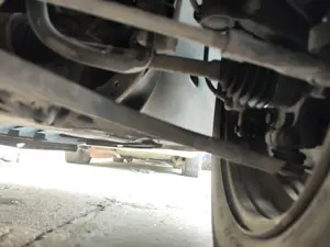Foto de BRAZO SUSPENSION DELANTERO DERECHO RENAULT CLIO III 1.5 dCi Diesel FAP (75 CV / 55 KW)