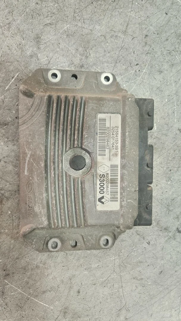 Foto de CENTRALITA MOTOR UCE RENAULT SCENIC II (JM) 1.6 16V (113 CV / 83 KW) referencia 8200321263