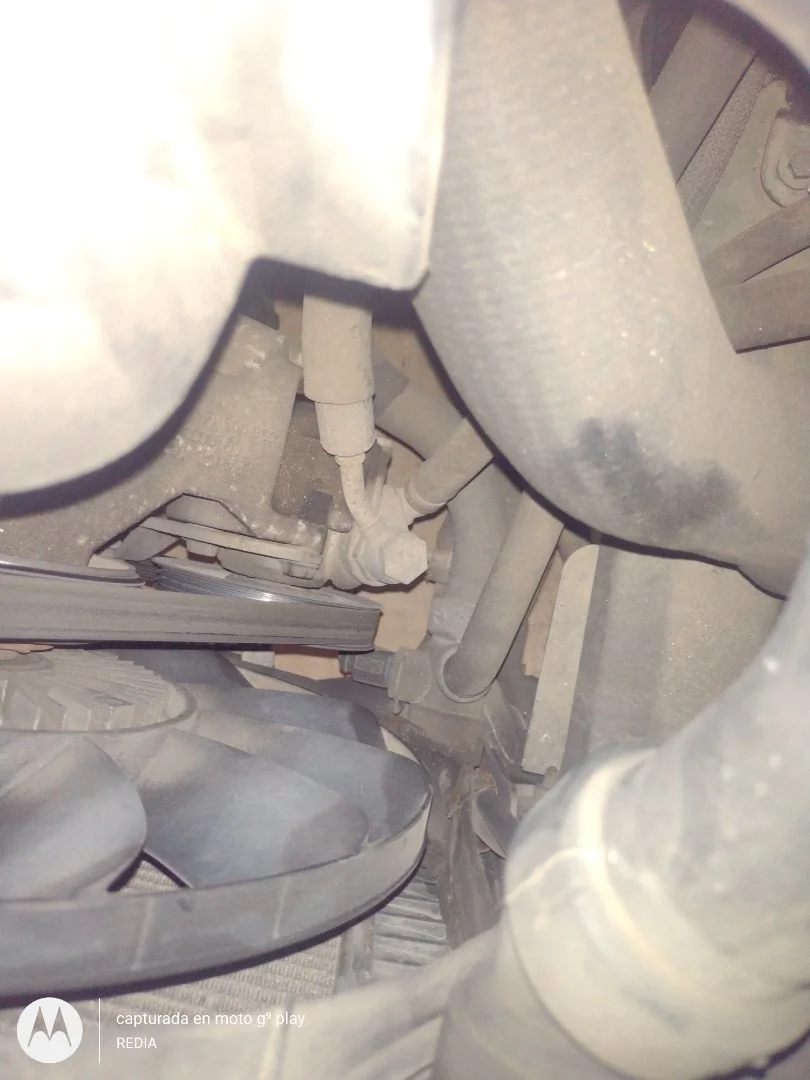 Foto de TUBO PRESION DIRECCION ASISTIDA AUDI A6 BERLINA (4B2) 1.9 TDI (131 CV / 96 KW)