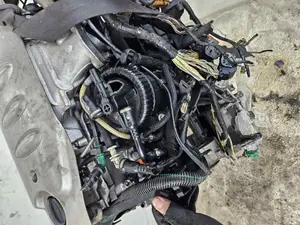 Foto de MOTOR COMPLETO CITROEN C5 BERLINA referencia 4HX foto 9