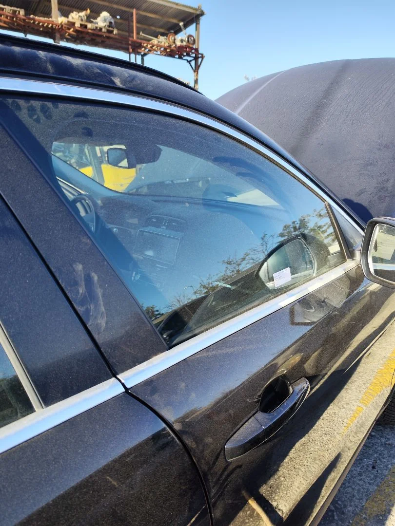 Foto de LUNA DELANTERA DERECHA JAGUAR F-PACE 3.0 V6 Diesel CAT (301 CV / 221 KW) referencia HK8321410AA