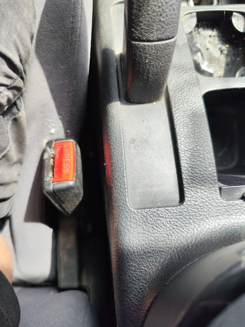 Foto de PRETENSOR AIRBAG IZQUIERDO NISSAN PRIMERA BERLINA (P12) 1.9 16V Turbodiesel CAT (120 CV / 88 KW)