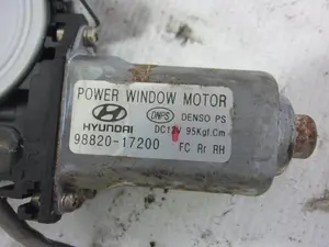 Foto de ELEVALUNAS TRASERO DERECHO HYUNDAI MATRIX (FC) 1.6 CAT (103 CV / 76 KW) referencia 9882017200 foto 3