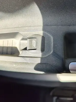 Foto de MANDO ELEVALUNAS DELANTERO DERECHO FORD C-MAX (CB7) 1.6 TDCi CAT (116 CV / 85 KW)