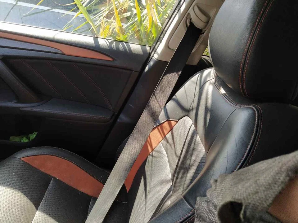 Foto de CINTURON SEGURIDAD DELANTERO DERECHO TOYOTA AVENSIS CROSS SPORT (T27) 1.8 16V CAT (147 CV / 108 KW) referencia 7P3100P