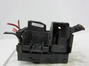 Foto de CAJA RELES / FUSIBLES VOLKSWAGEN GOLF PLUS V (5M1) 1.6 (102 CV / 75 KW) referencia 1K0937132F foto 5