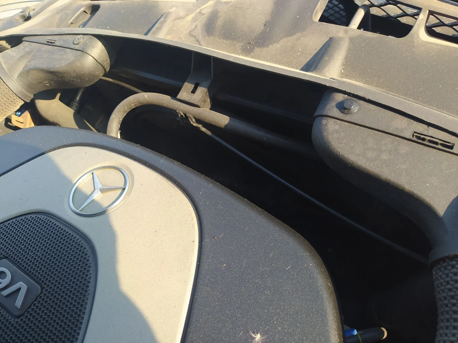 Foto de ELECTROVENTILADOR MERCEDES-BENZ CLASE C (BM 204) BERLINA 3.0 V6 CAT (231 CV / 170 KW) referencia A2049066802