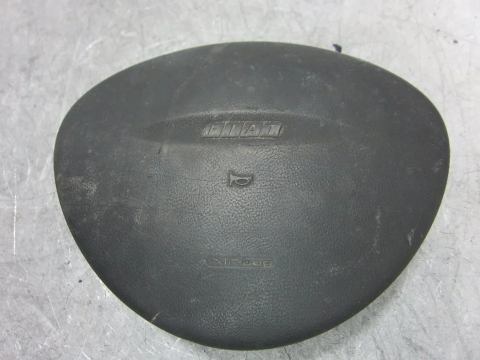 Foto de AIRBAG DELANTERO IZQUIERDO FIAT II PUNTO (188) BERLINA 1.2 CAT (60 CV / 44 KW) referencia 735278157