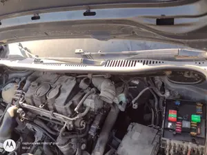 Foto de TORPEDO VOLKSWAGEN TOURAN (1T2) 1.9 TDI (105 CV / 77 KW)