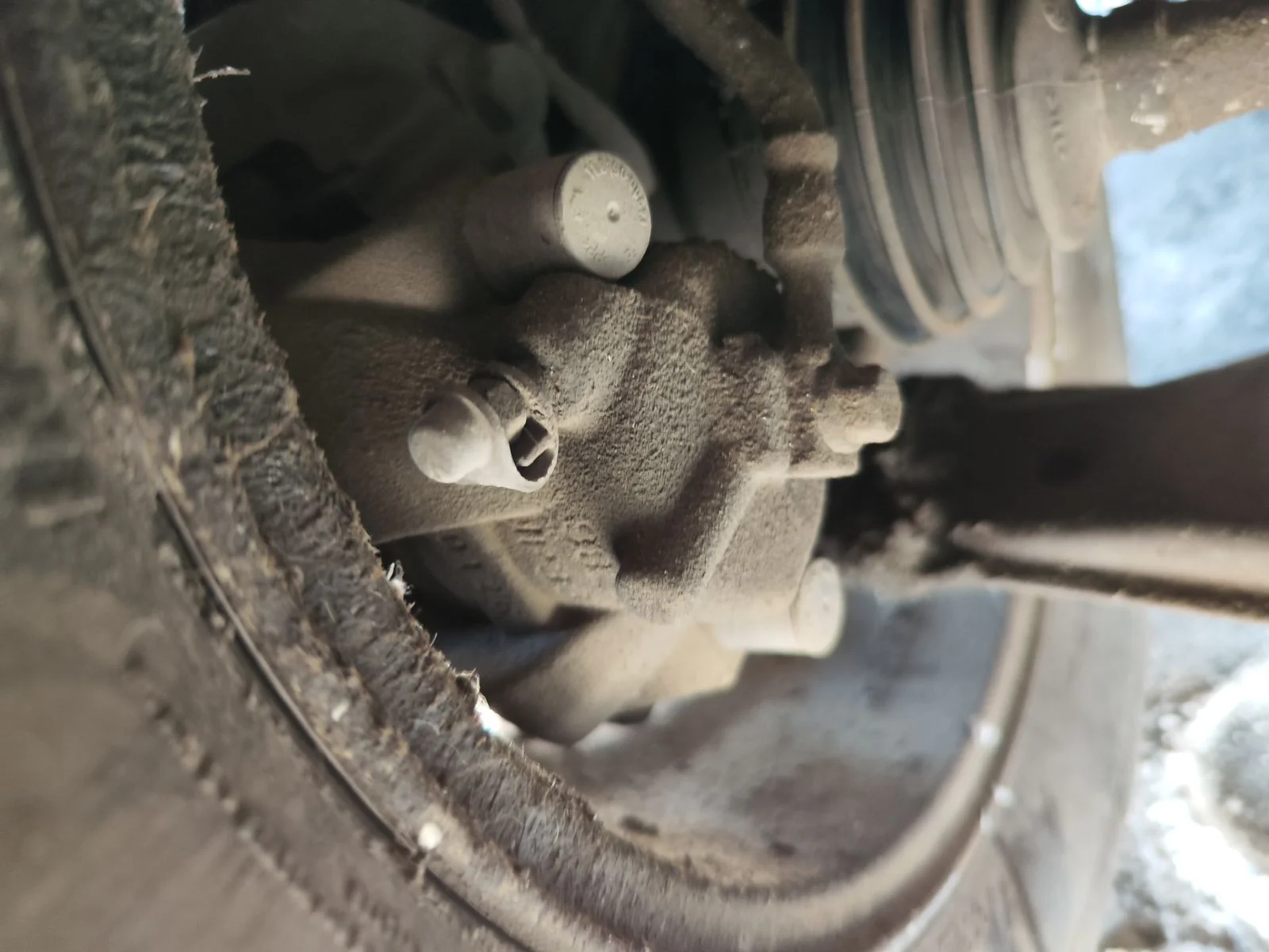 Foto de PINZA DE FRENO DELANTERA DERECHA OPEL ZAFIRA A 2.0 DTI (101 CV / 74 KW) referencia 93176427