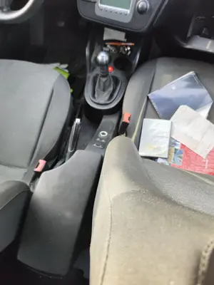 Foto de ENGANCHE CINTURON DELANTERO DERECHO SEAT ALTEA (5P1) 1.9 TDI (105 CV / 77 KW)