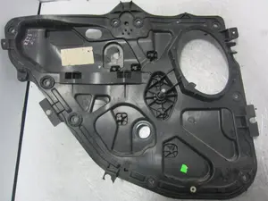 Foto de ELEVALUNAS TRASERO IZQUIERDO FORD FIESTA (CBK) 1.4 TDCi CAT (68 CV / 50 KW) referencia 2S61A27001 foto 3
