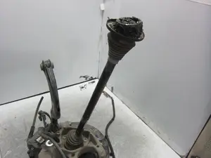 Foto de TRANSMISION TRASERA DERECHA VOLKSWAGEN TIGUAN (AD1) 2.0 TDI DPF (239 CV / 176 KW) referencia 3Q0501204D