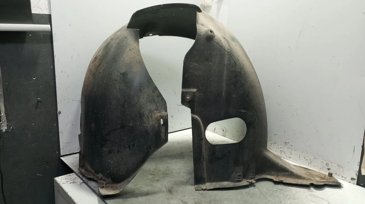 Foto de PASO RUEDA DELANTERO IZQUIERDO SEAT ALTEA (5P1) 1.6 (102 CV / 75 KW) referencia 5P0809957