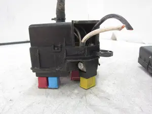 Foto de CAJA RELES / FUSIBLES HYUNDAI ATOS (MX) 1.0 CAT (54 CV / 40 KW) referencia 91200 foto 7