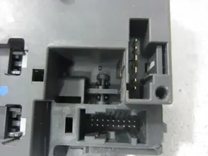 Foto de MANDO LIMPIA RENAULT CLIO III 1.5 dCi Diesel (68 CV / 50 KW) referencia 88103003466 foto 5