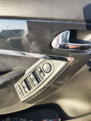 Foto de MANDO ELEVALUNAS DELANTERO IZQUIERDO CITROEN GRAND C4 PICASSO 1.6 16V HDi FAP (109 CV / 80 KW)